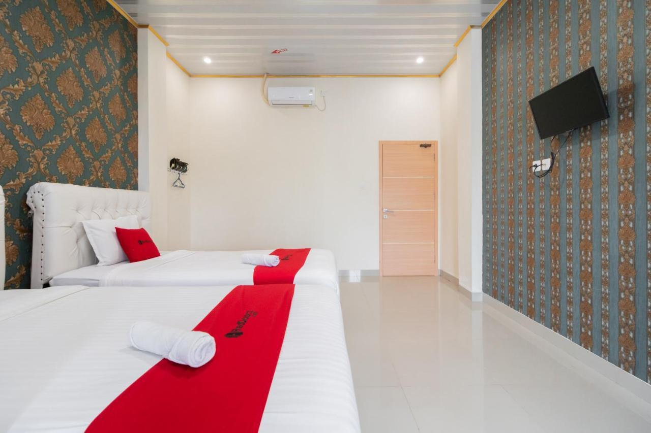 โอโย 1648 เปงีนาปัน ทรี โจเย Hotel ปาดัง ภายนอก รูปภาพ