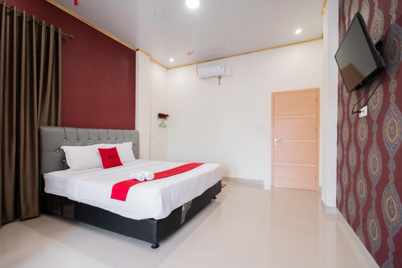 โอโย 1648 เปงีนาปัน ทรี โจเย Hotel ปาดัง ภายนอก รูปภาพ