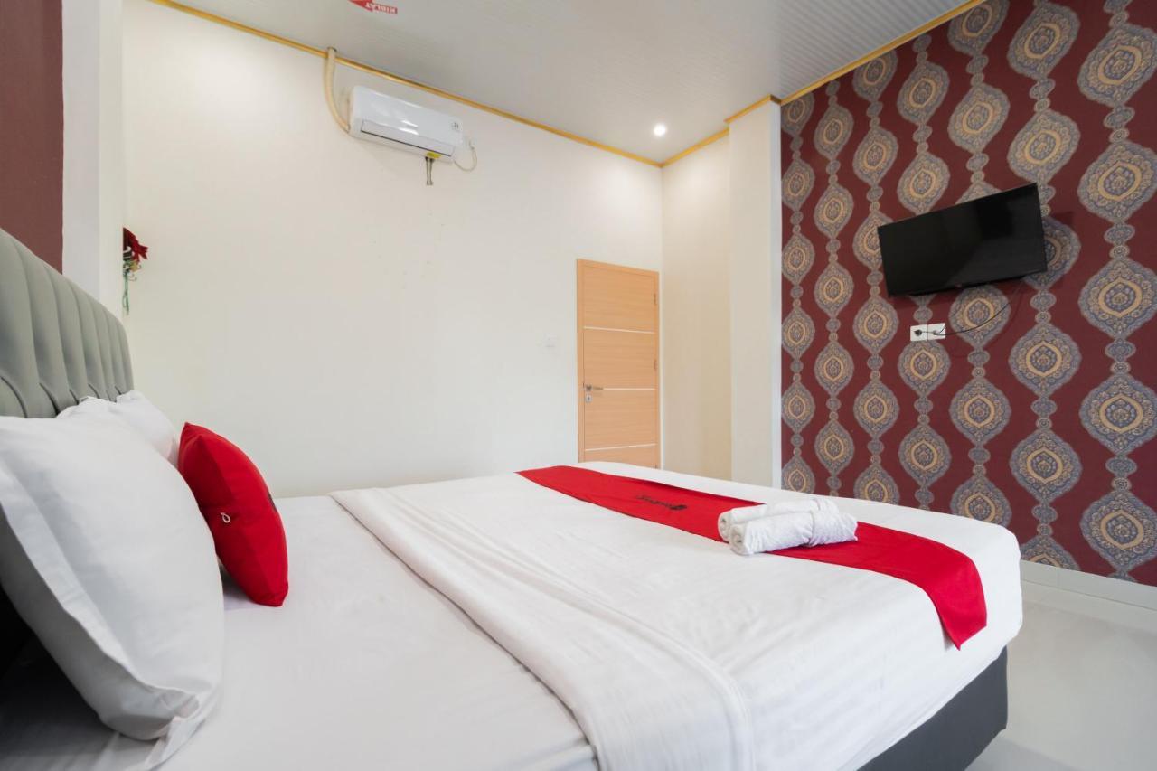 โอโย 1648 เปงีนาปัน ทรี โจเย Hotel ปาดัง ภายนอก รูปภาพ